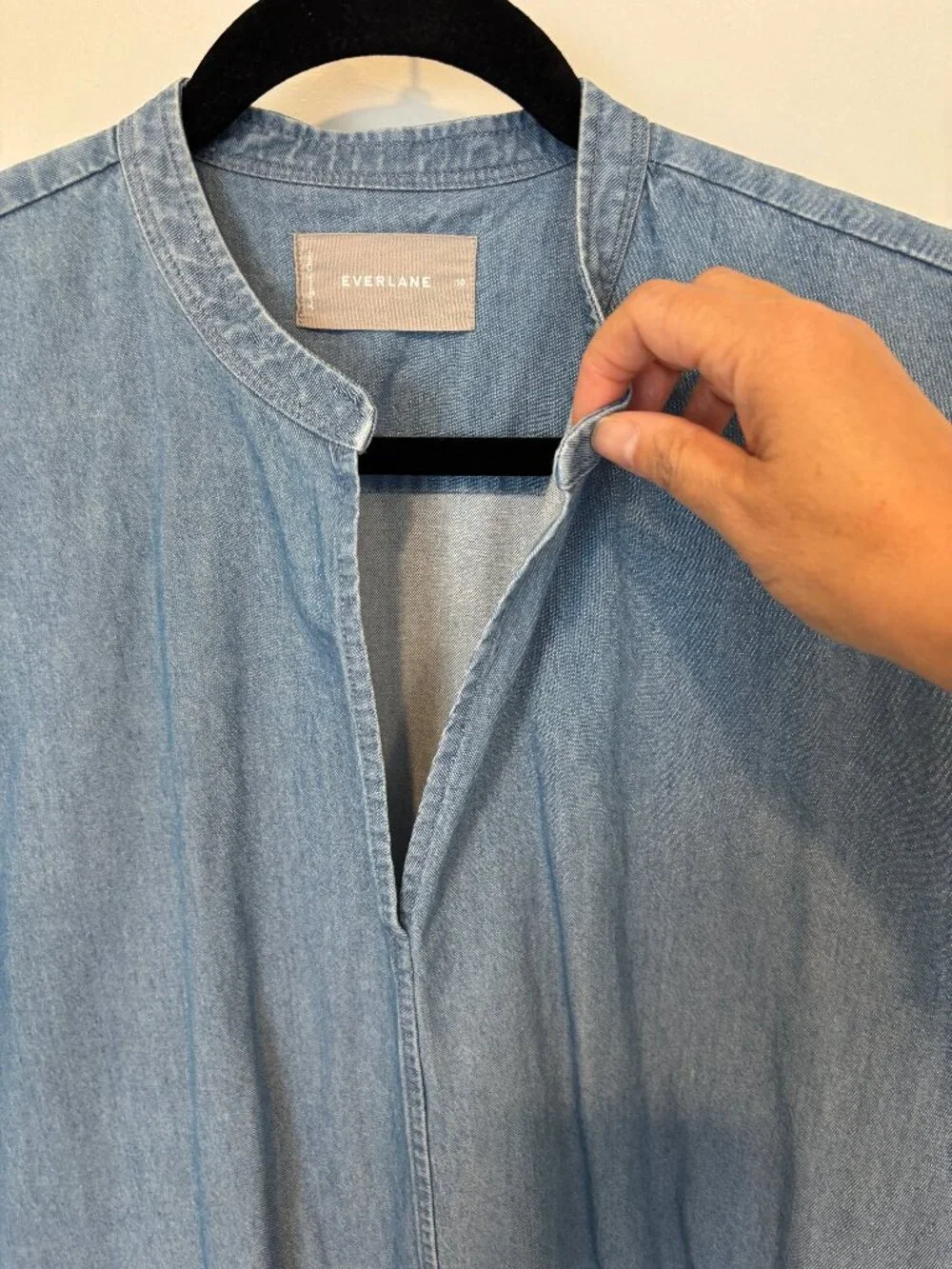 Everlane Split-Collar Denim Dress (10) - Picture 5 of 7